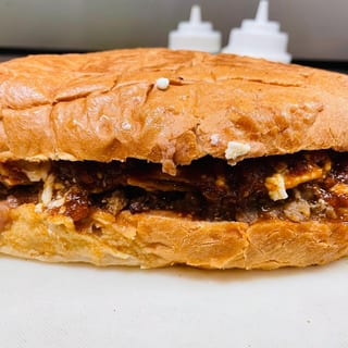 Torta de Chilaquiles