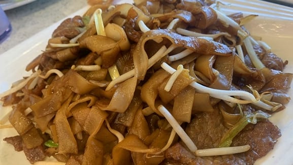 Beef Chow Foon.