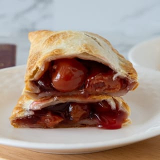 Cherry Empanada 