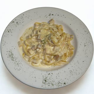 Catering Fettuccine Chicken Alfredo