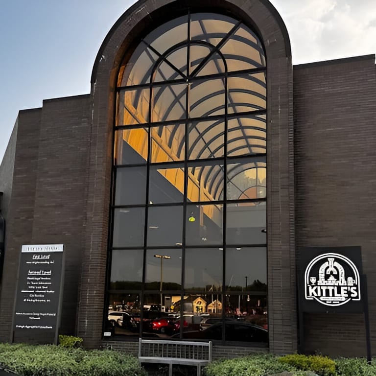 Welcome to Kittle’s Brick Oven Pub