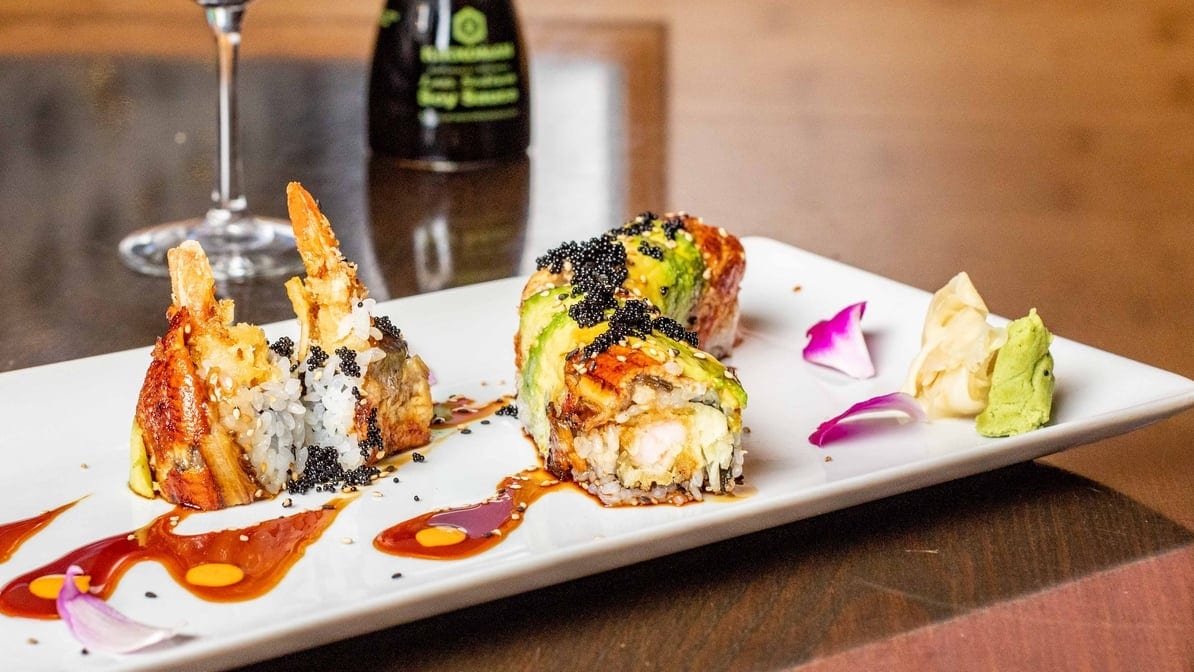 S05. Black Dragon Roll.