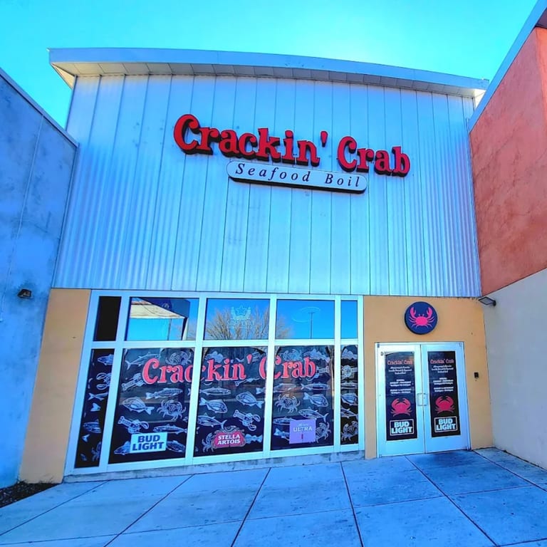 Crackin' Crab Seafood Boil – Pan American