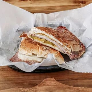 Nj Cubano Panini