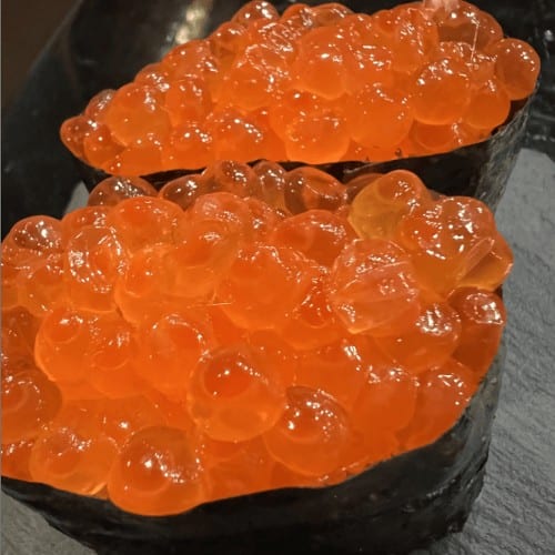 Ikura Nigiri.