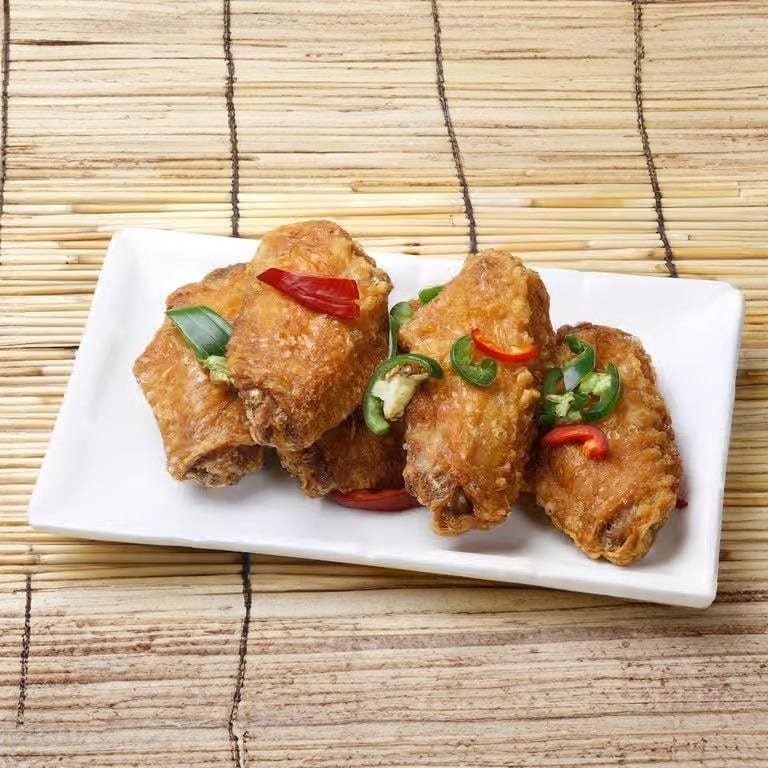 Salt & Pepper Chicken Wings / 椒鹽雞翼.