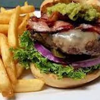 GUACAMOLE CHEESE BURGER