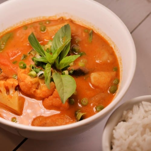 Spicy Red Curry w/Vegan Chicken.