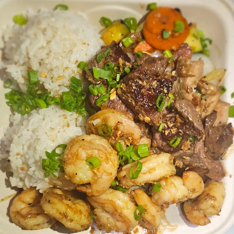 Truk N Yaki: Sizzling Hibachi Meals Made Fresh