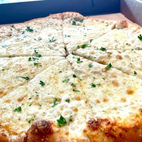 12" Blanco Quatro Fromagi Pizza.