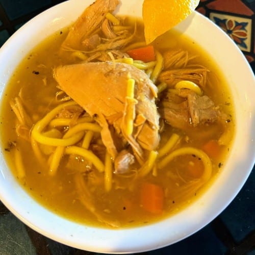 Sopa De Pollo.