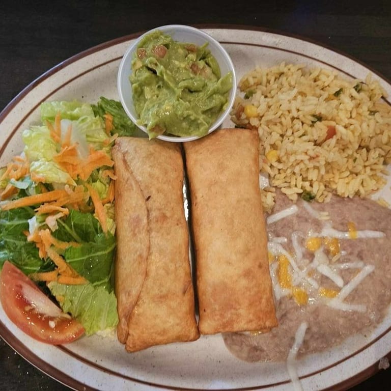 Crispy Pollo Chimichangas