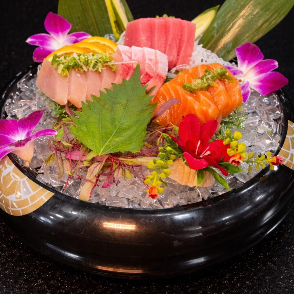 Sashimi Combo 15 Pieces (Omakase).