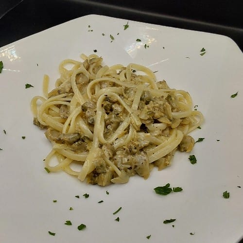 Linguini with Clam Sauce.