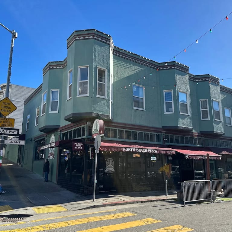 Welcome to North Beach Pizza - Grant Ave