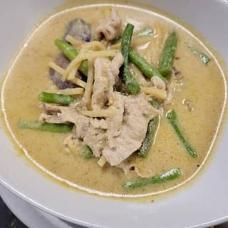 Green Curry + Side *Lunch