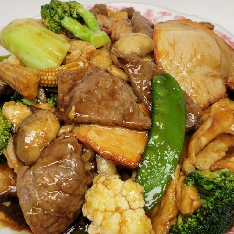 Vegetarian Delights: Chinese, Indian, and More