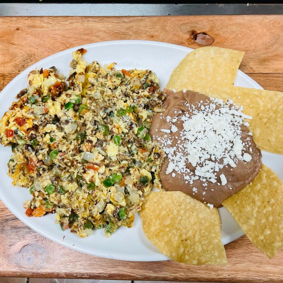 Machacado a la Mexicana.