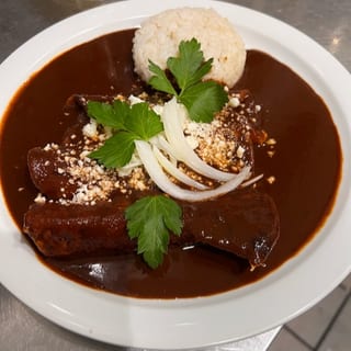 ENCHILADAS OAXAQUEÑAS