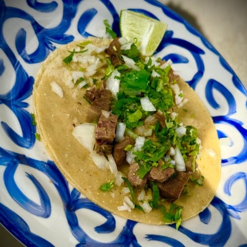 Single Taco De Lengua.