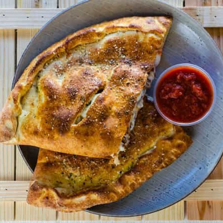 Experience the Best Calzones