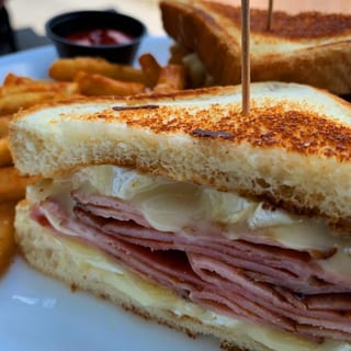Smoked Ham & Brie Sandwich