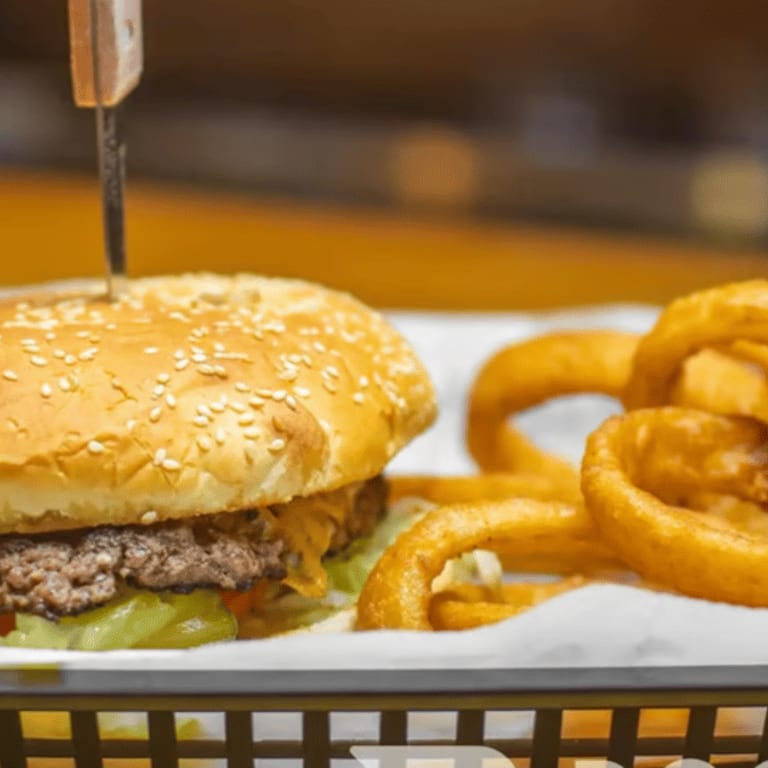 Delicious Cheeseburgers: A Local Favorite