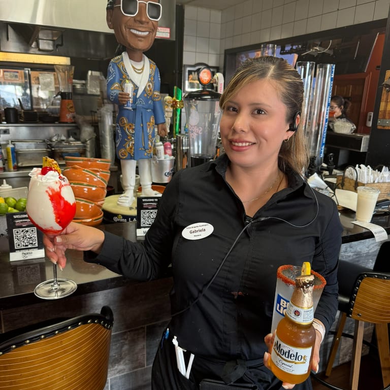 Why Visit Tortas Ahogadas Guadalajara?