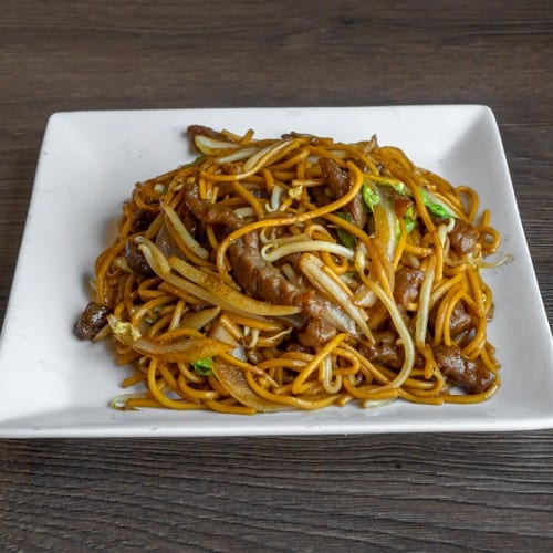 L- Beef Lo Mein.