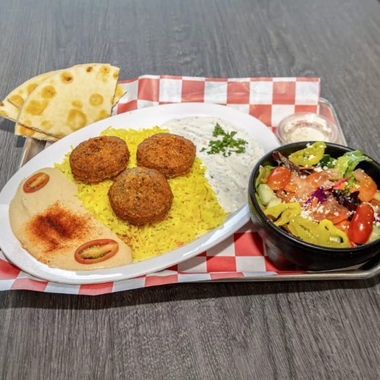 Juicy Cheeseburgers: A Classic American Favorite