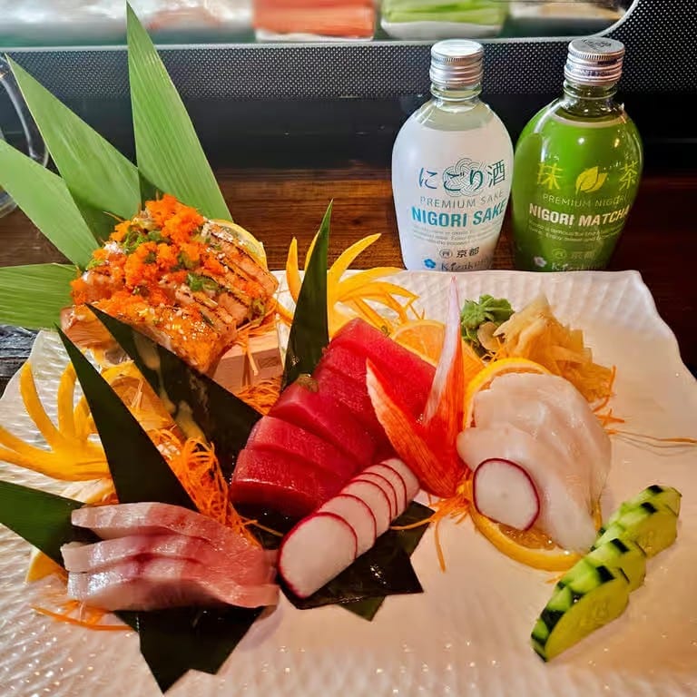 Sashimi Deluxe.