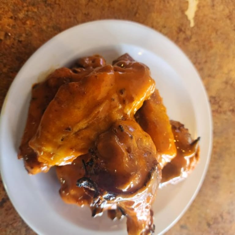 Spicy Hot Wings: A Crowd Favorite