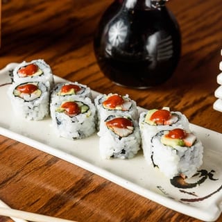 Spicy California Roll •