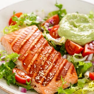 Grilled Salmon Salad