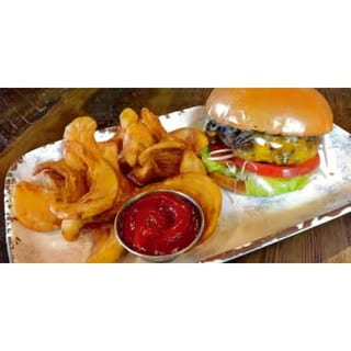 Public House Cheeseburger