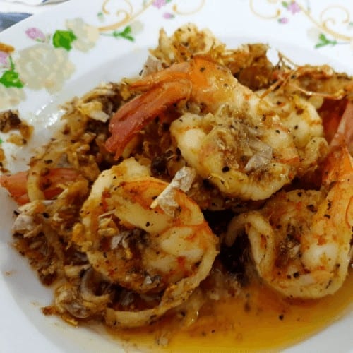 Camarones Rancheros.