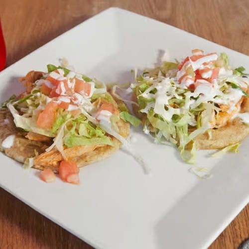 Tostadas De Tinga.