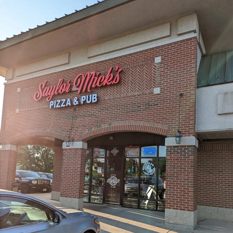 Welcome to Saylor Mick's Pizza & Pub 