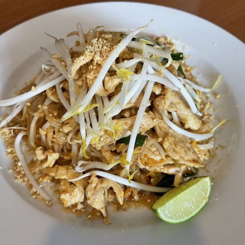Pad Thai (D).