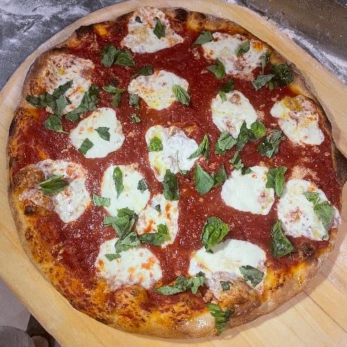 Margherita Pizza.