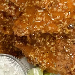 Griffins Garlic Hot Wings