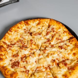 Chicken Bacon Pizza (Medium)