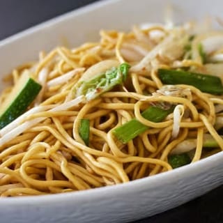 Stir-Fried Udon Noodle