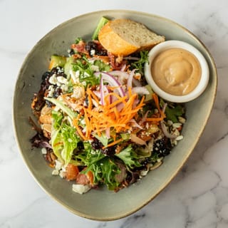 La Taza Salad
