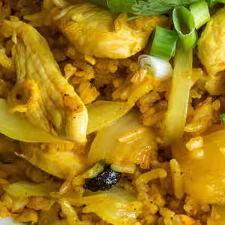 Pineapple Fried Rice: A Thai Delight