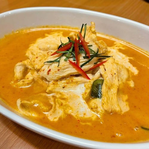 Panang Curry (Free Drink).
