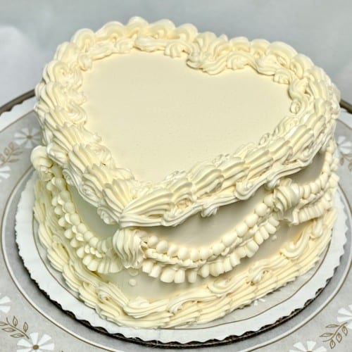 6" White Cake w/ Fresh Strawberries and Bavarian Cream Heart Cake 6-8" - 2 day Preorder.