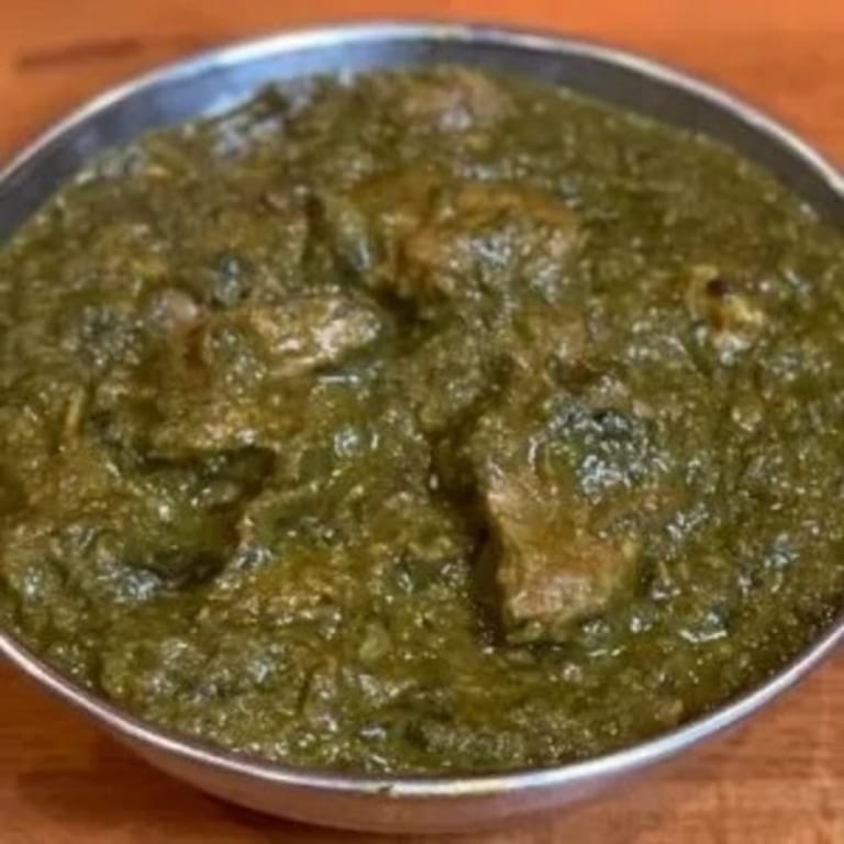 Delicious Saag Dishes at Our Indian Restaurant