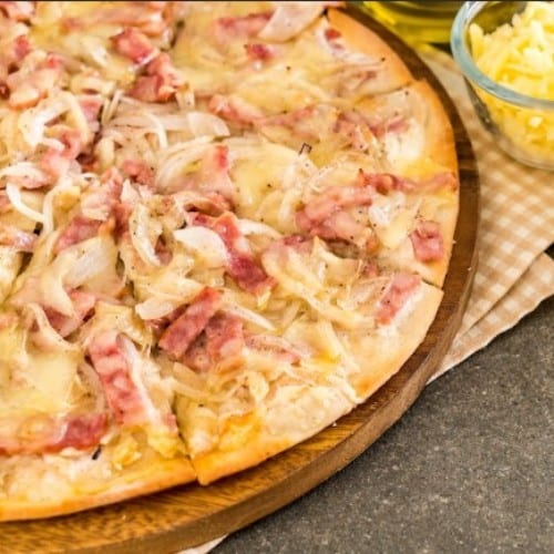 White Pie (Personal 10" (Serves 1-2 People)).