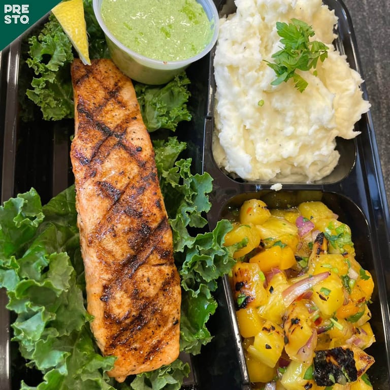 Locally Sourced Ingredients for Fresh Meals 🌱